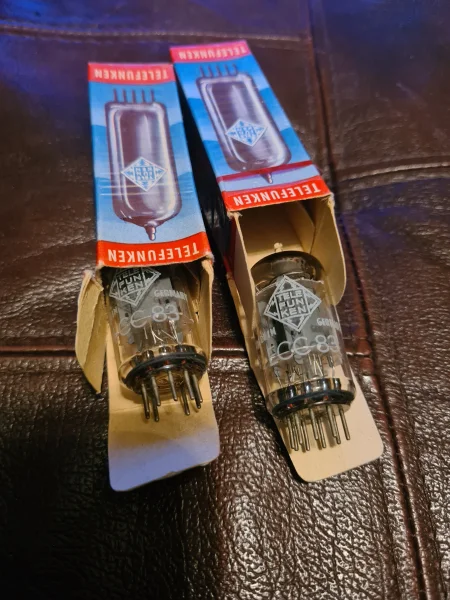 ECC83 Telefunken - Bild 1 av 1