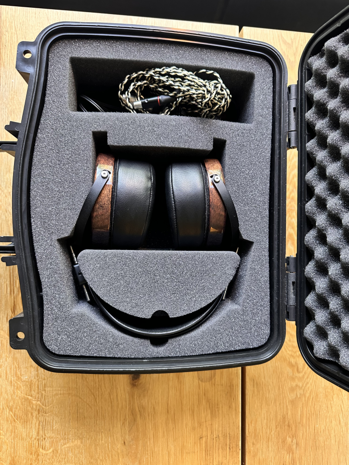 Audeze LCD-4