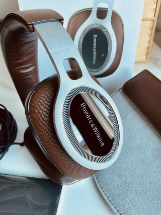 Bowers & Wilkins P9 Signature High-End Hörlur i absolut Toppklass