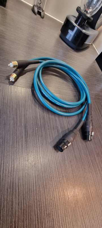 Kinesiska Hi-End kablar.