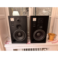 JBL L50