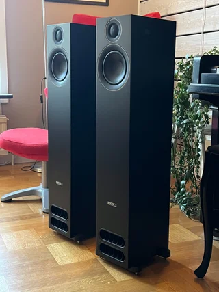 PMC Prodigy 5 i absolut nyskick.