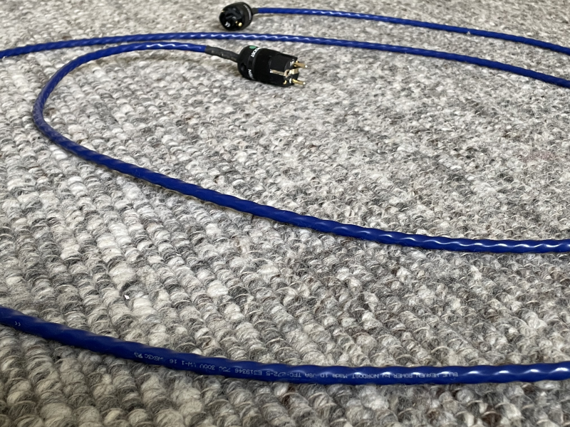 Nordost Blue Heaven LS Power chord, 5 meter Nordost Blue Heaven LS Power chord, 5 meter - Bild 3 av 3