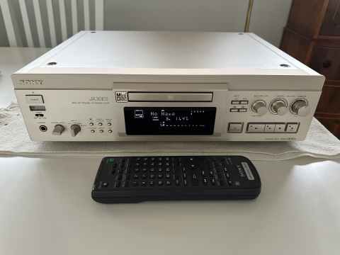 Sony MDS-JA30ES guldfärgad, ny rem för släden, fjärrkon...
