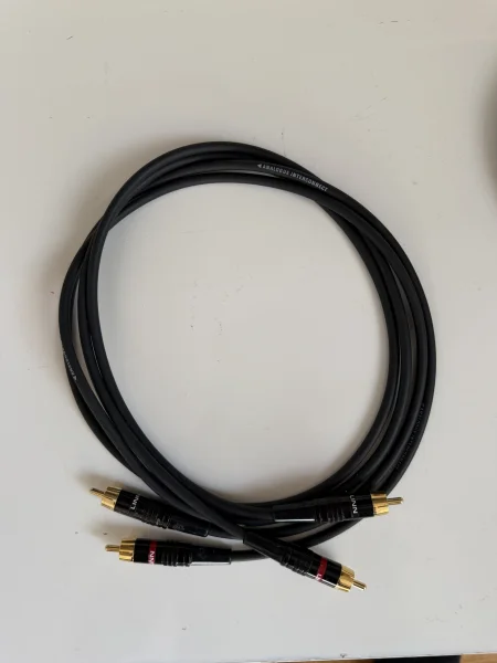 Linn black interconnect Linn black interconnect - Bild 1 av 1