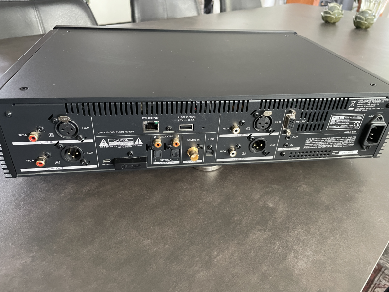 TEAC UD-701N Streamer/DAC/Försteg/Hörlursförstärkare i toppskick TEAC UD-701N Streamer/DAC/Försteg/Hörlursförstärkare i toppskick - Bild 3 av 5