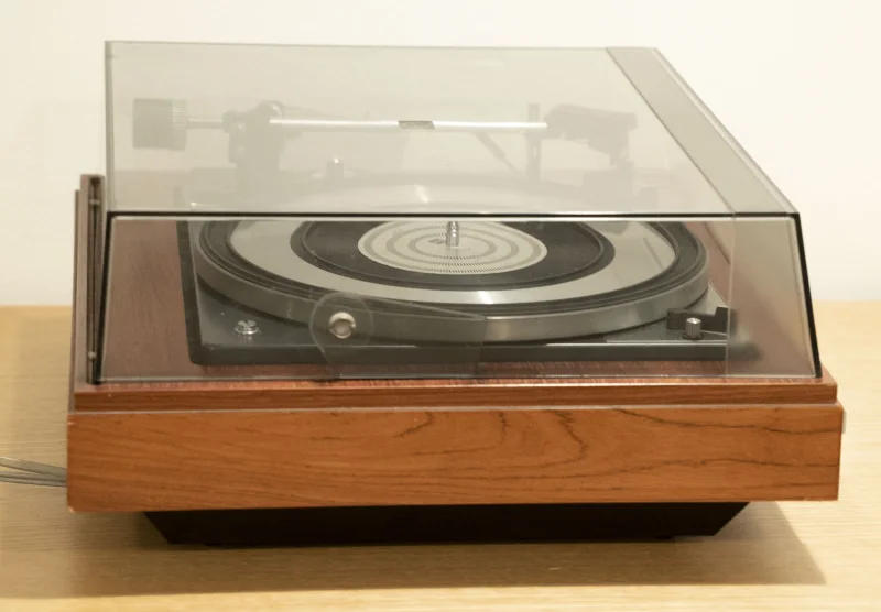 Dual 1209 Idler-Drive Automatic Turntable (1970-1971) - Bild 3 av 6