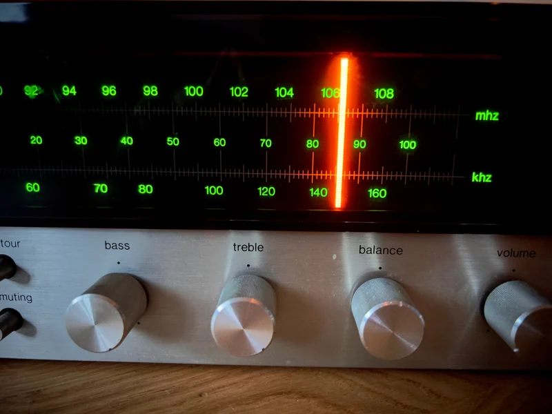 Harman Kardon 430 Twin Powered &ndash; fint skick, fungerar bra vid test - Bild 4 av 7