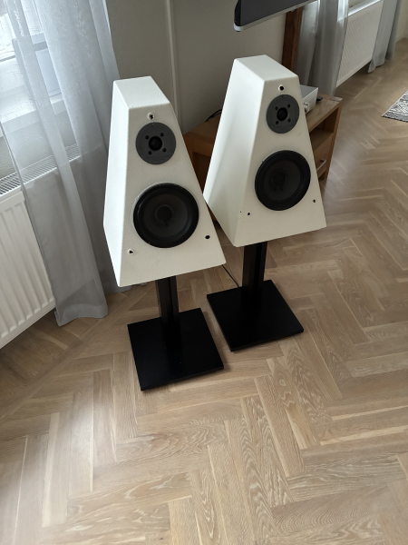 Avance betong högtalare Avance betong högtalare - Bild 4 av 5