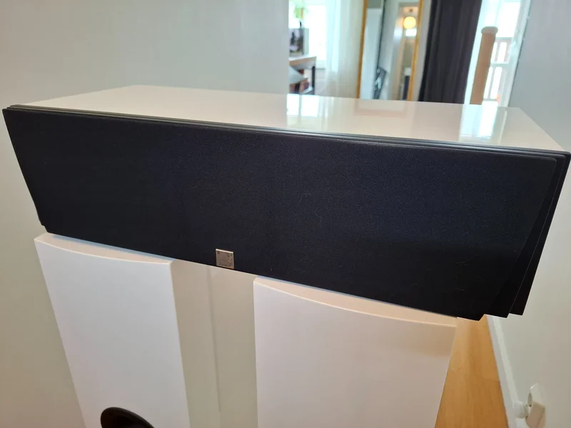 Dali Rubicon 5, Centerh&ouml;gtalare samt REL subwoofer vit pianolack - Billede 10 af 19