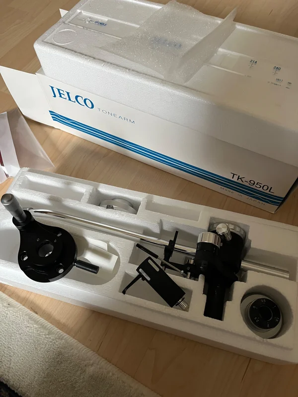 Jelco TK-950 L 12" tonarm - Bild 1 av 1