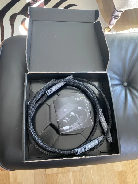 Ansuz signalz par A2 RCA-RCA  - Bild 1 av 3