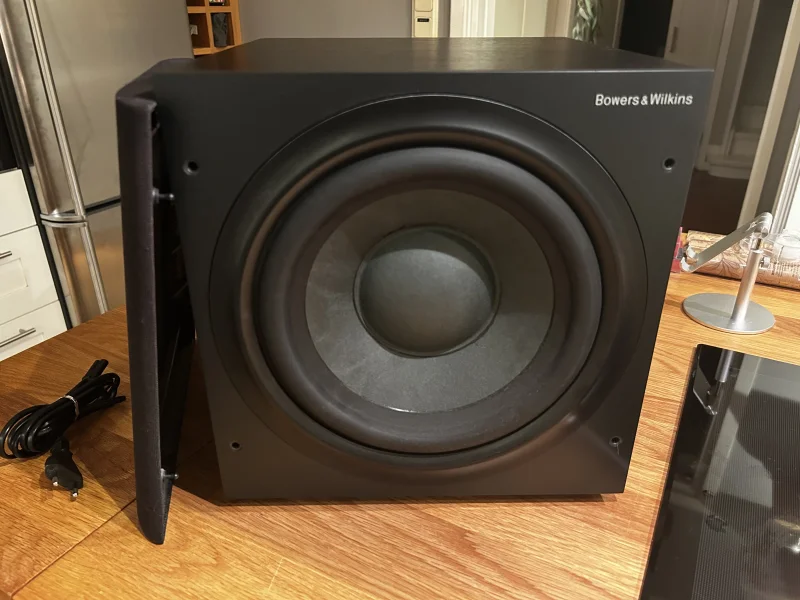 Bowers & Wilkins ASW610 subwoofer Bowers & Wilkins ASW610 subwoofer - Bild 1 av 2