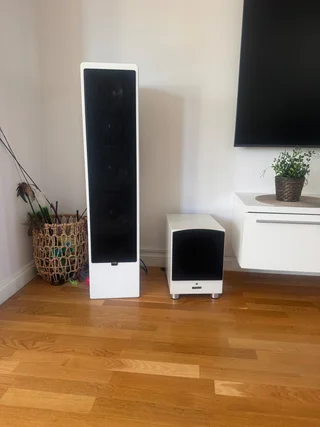 Canton RC-A och lite surround högtalare säljes