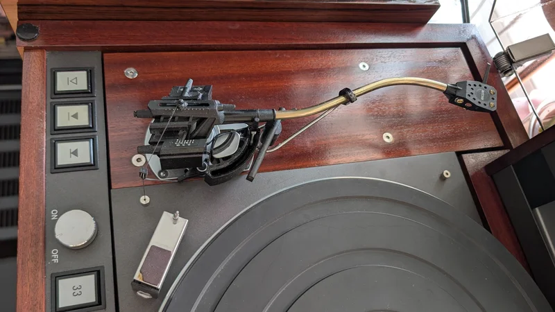 Thorens TD226 skivspelare Thorens TD226 skivspelare - Kuva 4 / 5