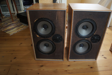Sony SS 3200 premiumhögatalare fr 1972 bestyckade m Seas element 