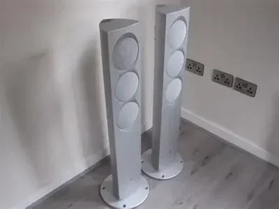 Linn Komponent 110 i silver Linn Komponent 110 i silver - Bild 1 av 1