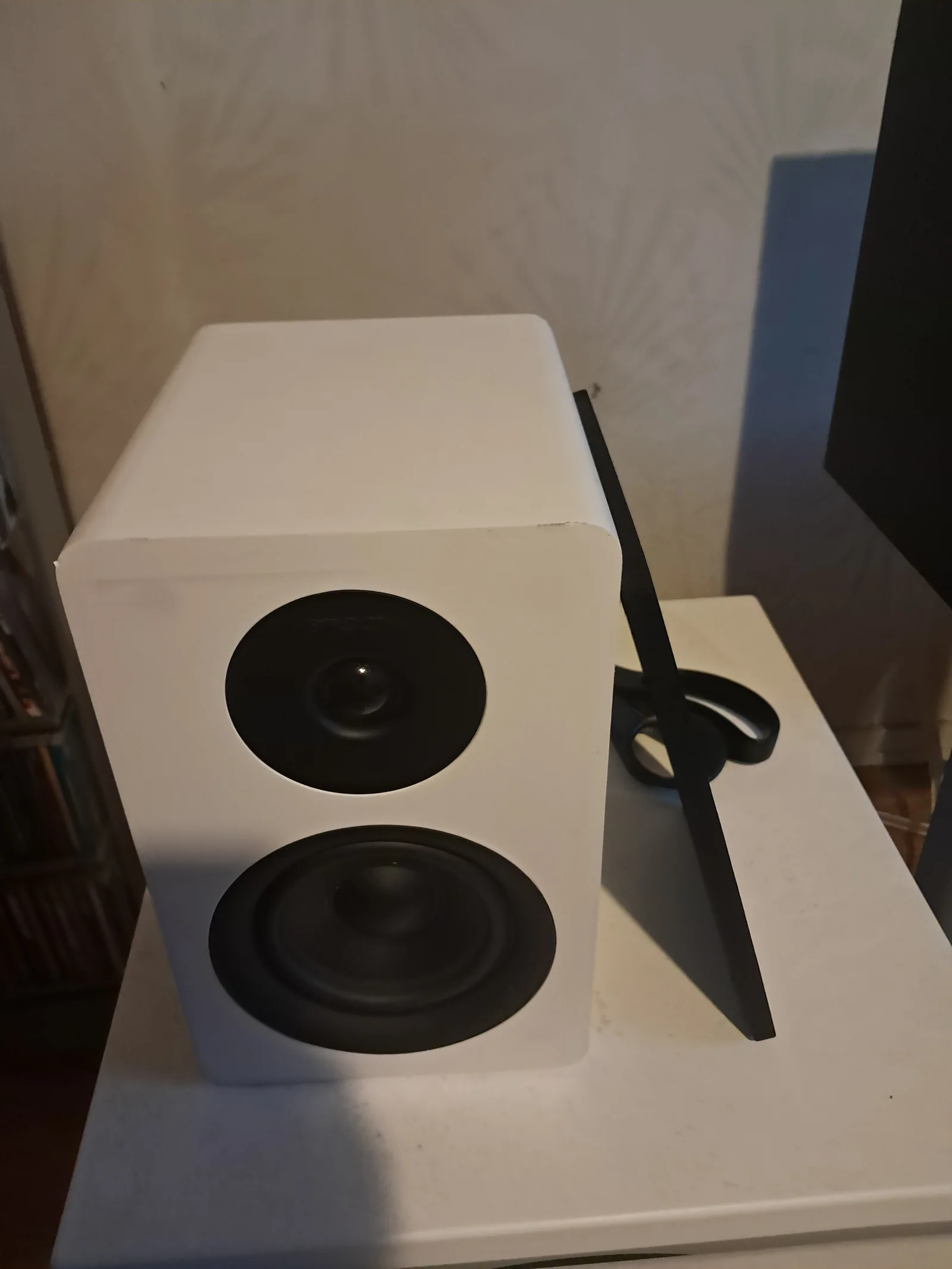 Små högtalare ARGON ALTO4.