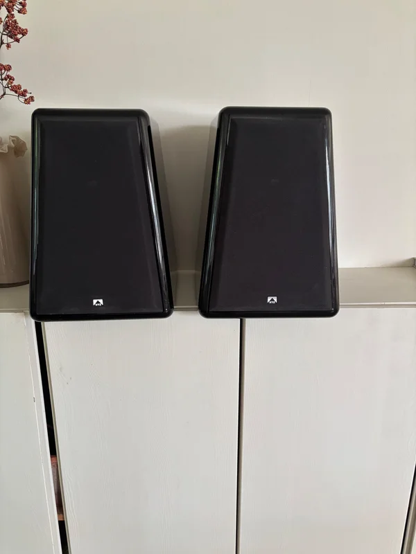 Xtz 93.23 MKII Xtz 93.23 MKII - Bild 1 av 5