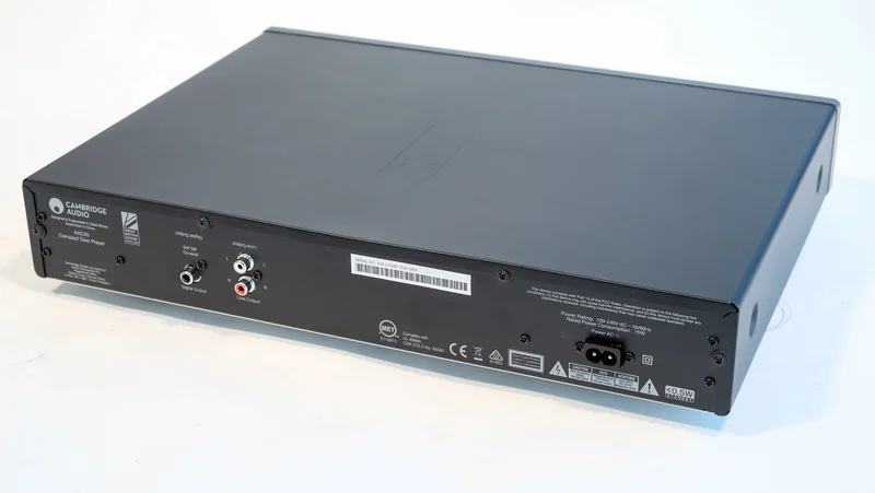 Cambridge AXC35 - Kuva 2 / 3