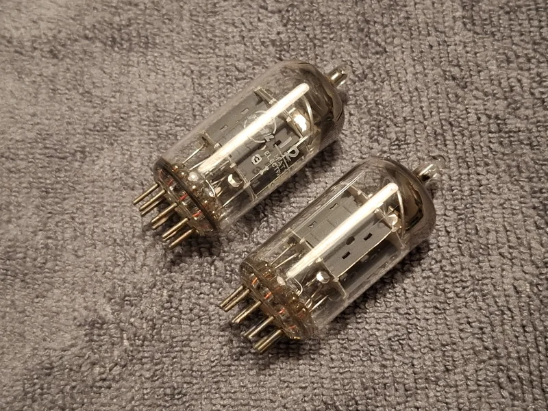 Matsushita 12ax7 (ECC83) matchat par japanska radiorör (Begagnade) Matsushita 12ax7 (ECC83) matchat par japanska radiorör (Begagnade) - Bild 3 av 6