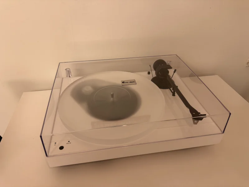 Pro-Ject X1 i superskick - Bild 1 av 3