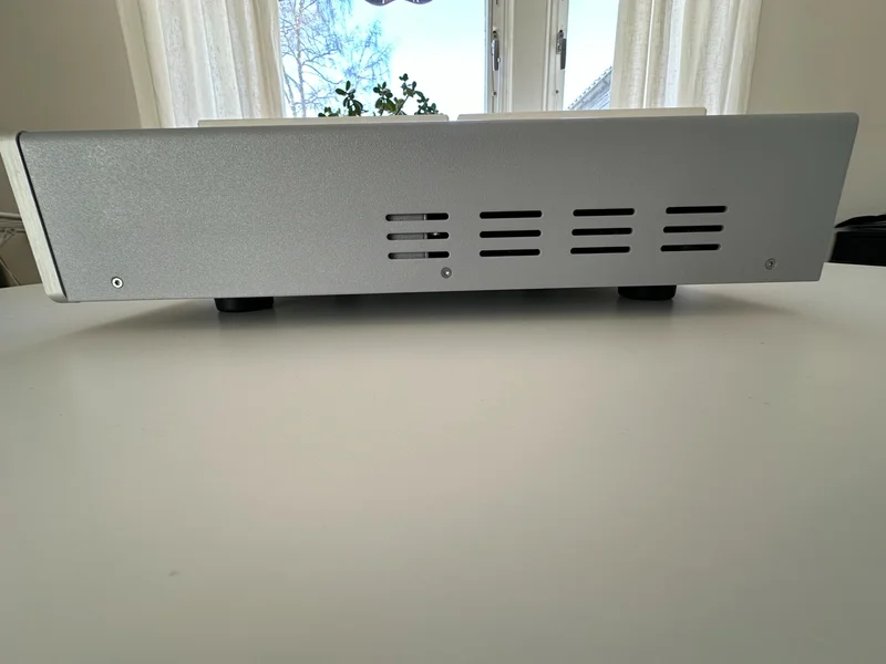 Bladelius Syn CD - balanserade utgångar Bladelius Syn CD - balanserade utgångar - Bild 4 av 6