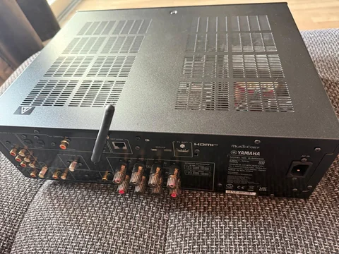 YAMAHA R-N1000A