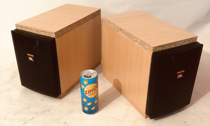 JBL Control 25AV i nya lådor