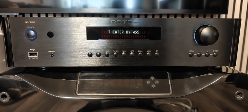 Rotel RC-1572 Rotel RC-1572 - Bild 1 av 3