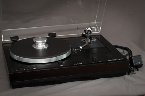 Thorens TD520