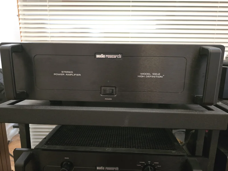 Audio Research LS-2 (Preamp)+ 100.2 (Power Amp) - Bild 7 av 9