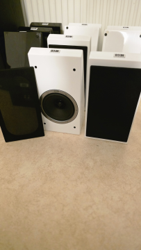 Heco AM200 Dolby Atmos-högtalare pianovit 2st