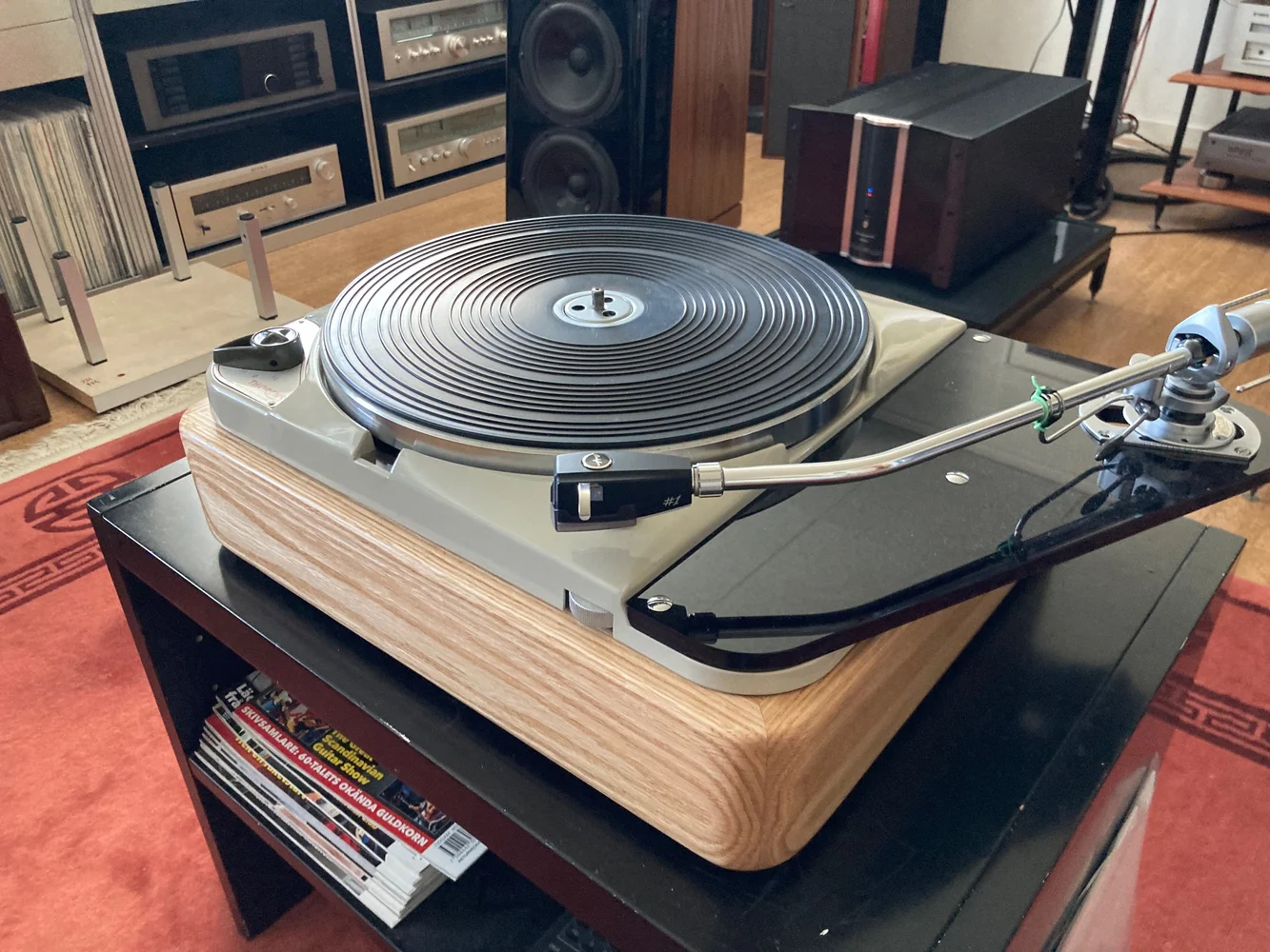 Thorens TD 124 Mk1 m SME 3012 II i mkt fint skick.
