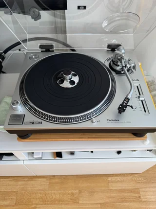 Technics SL1200 GR