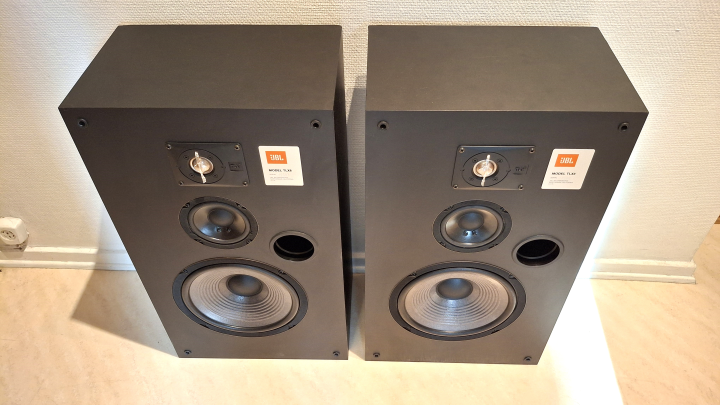 JBL TLX8 Högtalare / Titanium diskant / Sista Par