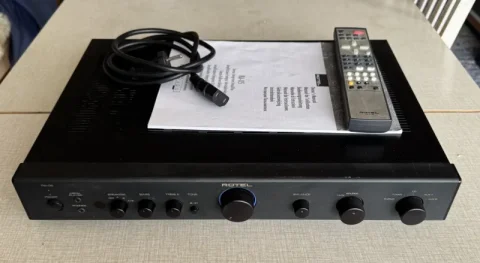 Rotel RA-05