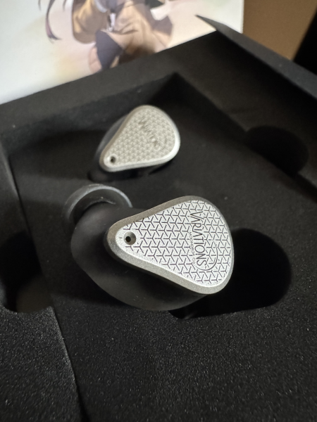 Moondrop Variations - Bild 1 av 4