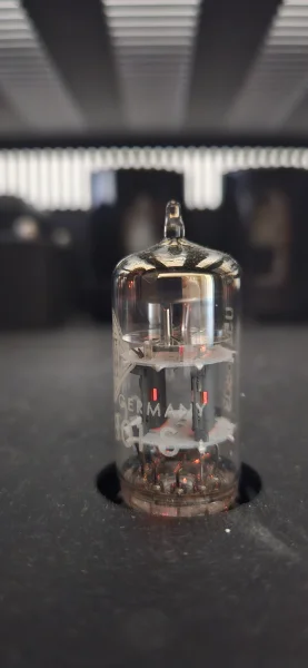 VTL MB-185 Signature Series II Tube Mono power amplifiers - Bild 5 av 5