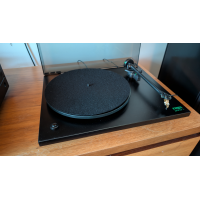 Rega P2 