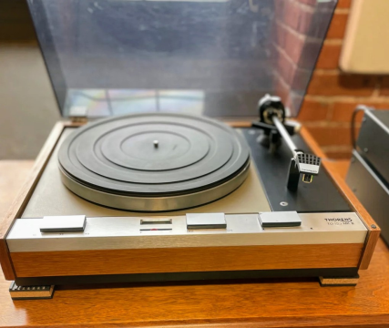 Thorens TD125