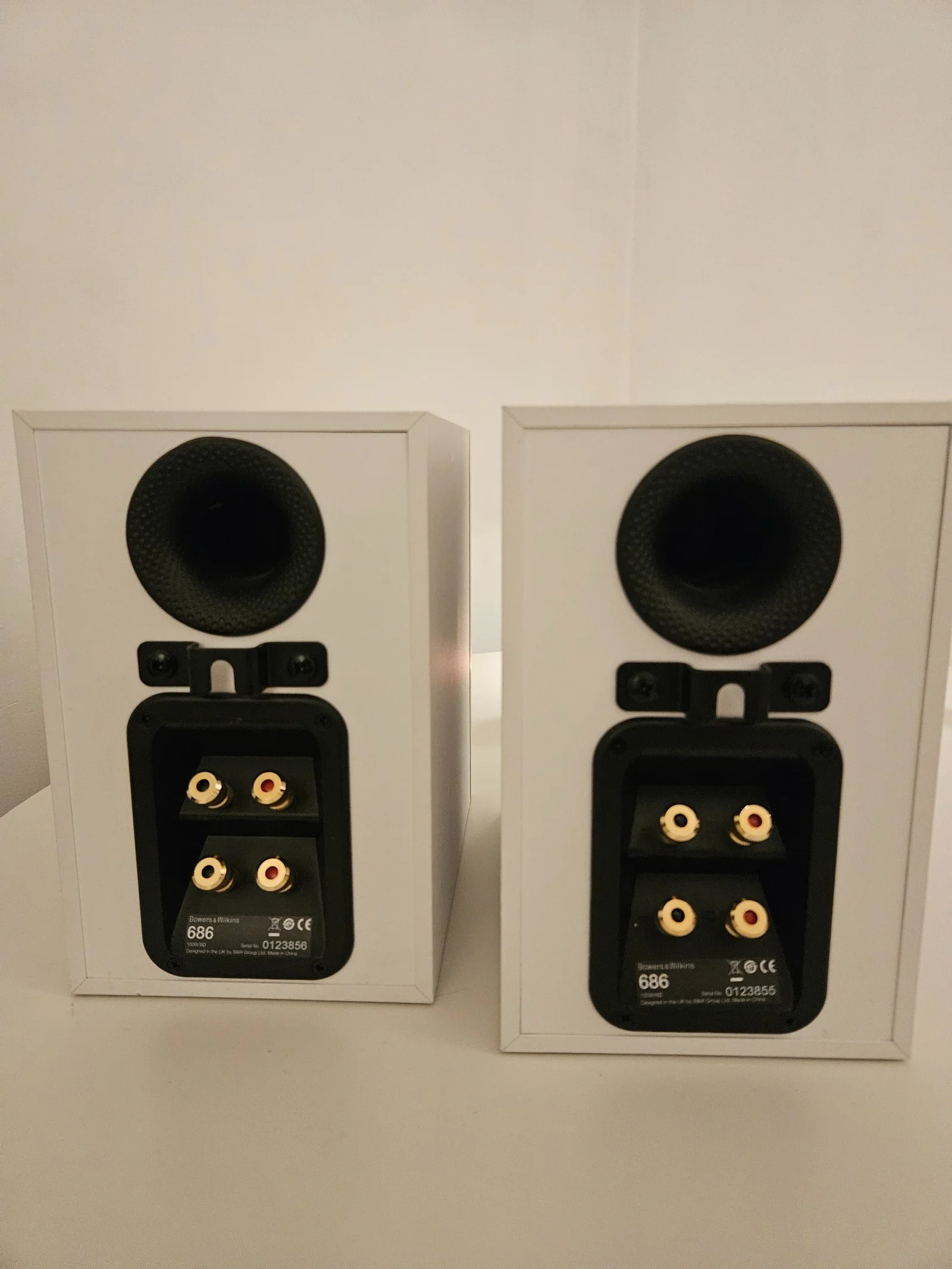 Bowers & Wilkins 686 Bowers & Wilkins 686 - Bild 2 av 3