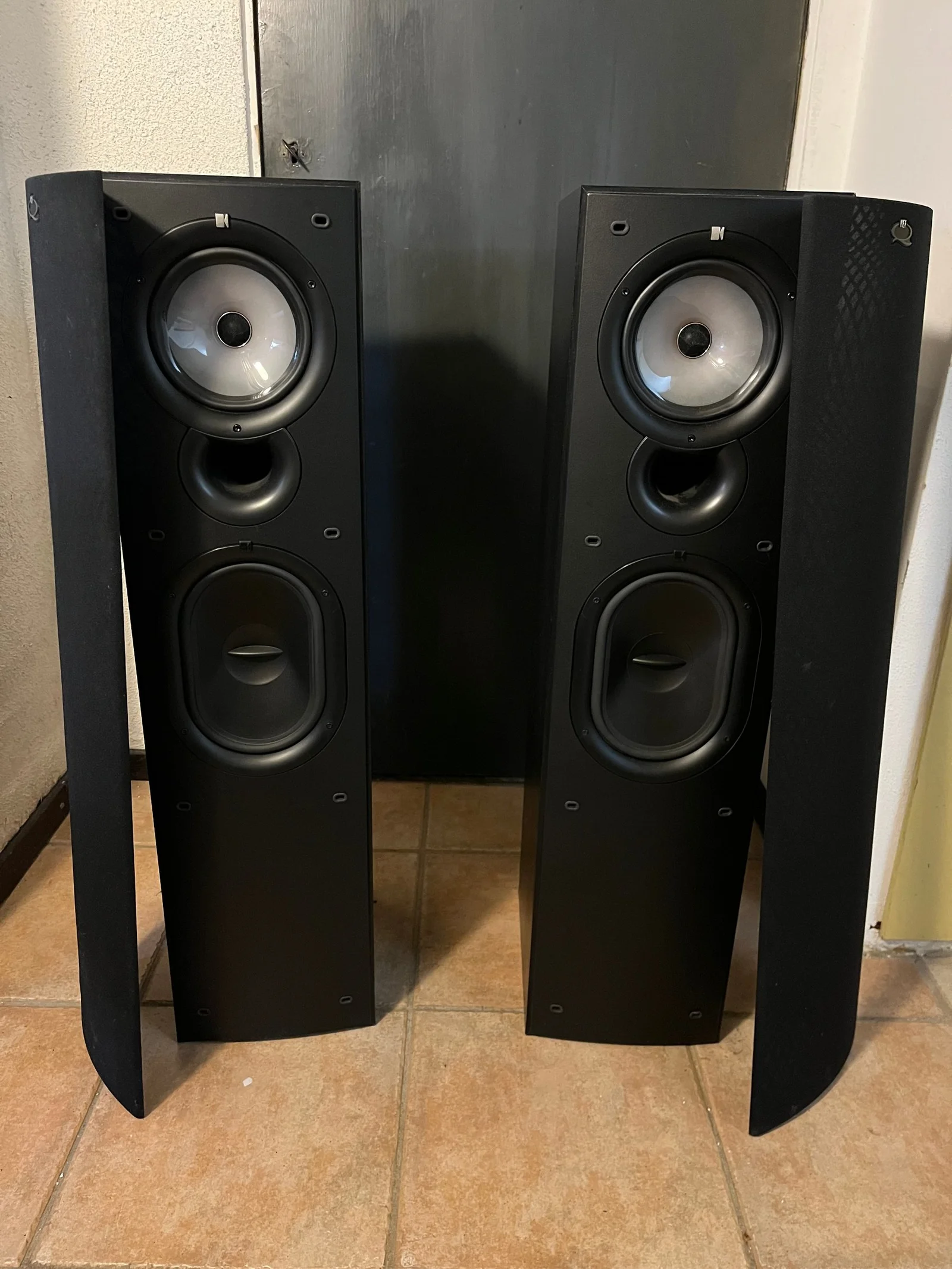 KEF Q65 - Bild 1 av 4