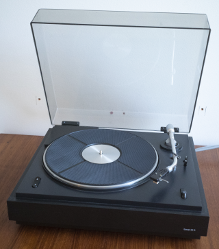 Sonab 85S 2-Speed Belt-Drive Turntable