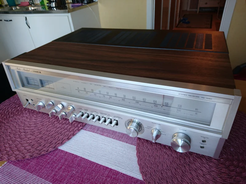 Fisher RS - 1060 Fisher RS - 1060 - Bild 1 av 3