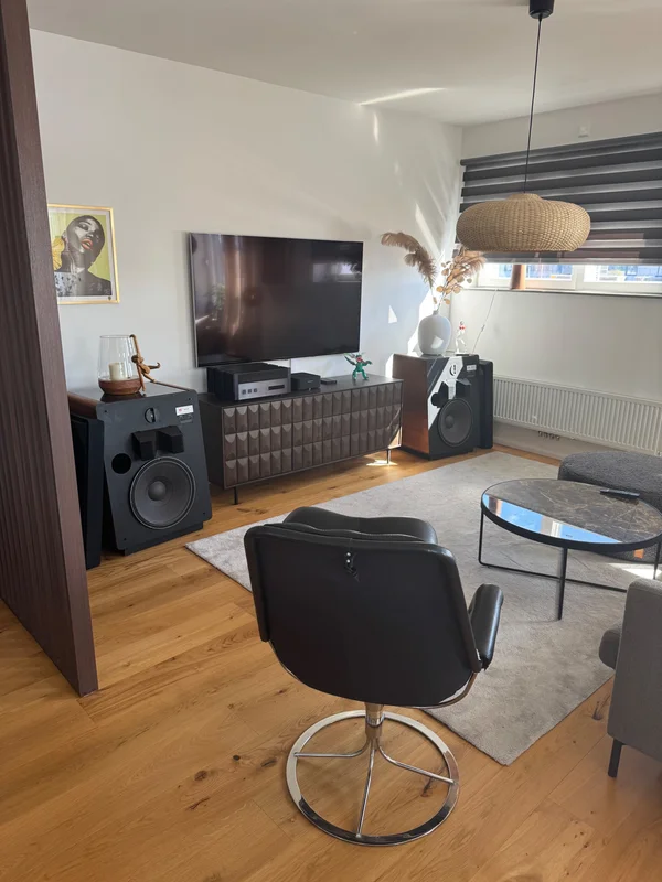 JBL L300 - Kuva 1 / 4