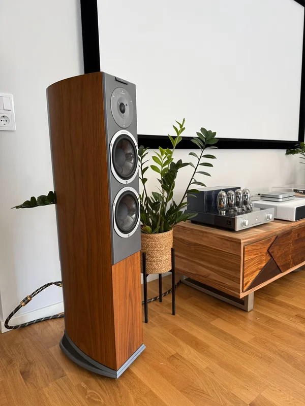 Audiovector R3 signature valn&ouml;t - Bild 1 av 3