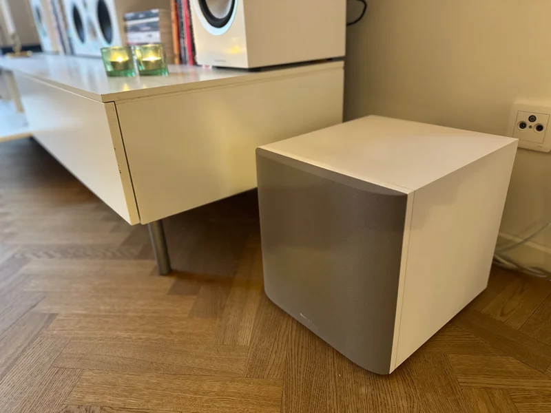 Bowers & Wilkins ASW610 (vit) - Bild 7 av 7