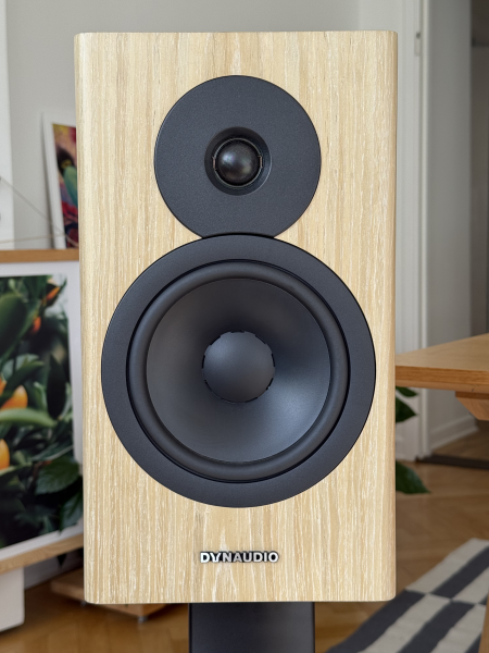 Dynaudio Evoke 20 stativhögtalare – Blond Oak - Bild 2 av 6