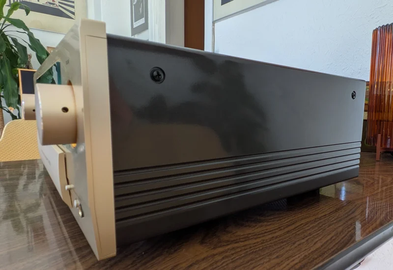 Accuphase E -4000 - Billede 4 af 10